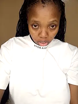 MilfBoobsxx's Live XXX Chat