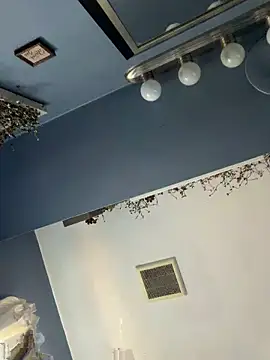 sweetkacibaby élő XXX-chatje