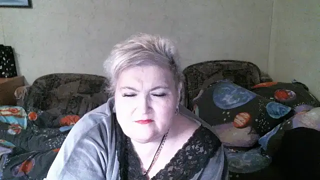 Lana555 Adlı Modelin Canlı XXX Sohbeti