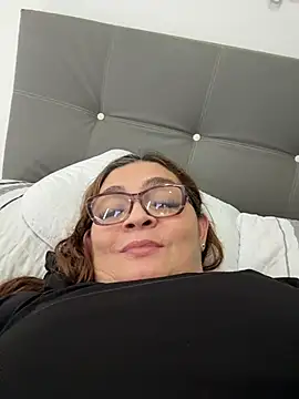 ANTONELLA_VIOLETA_ élő XXX-chatje