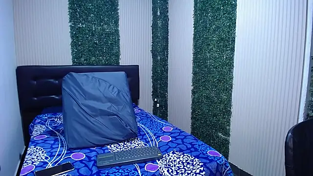 Sembang XXX Secara Langsung violet_angel13