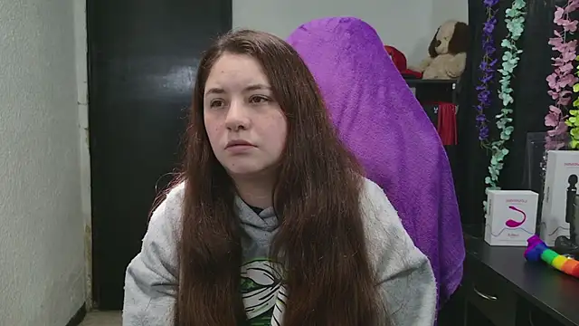 ann_bronw Adlı Modelin Canlı XXX Sohbeti