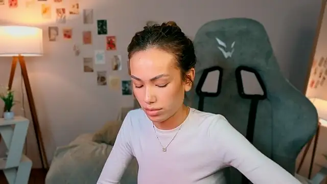 แชท XXX สดของ nexorine