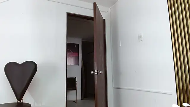 ElaMurray02 élő XXX-chatje