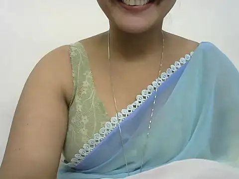 reshmika_reddy's Live XXX Chat