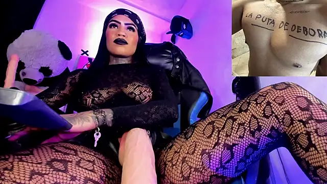 Chat +18 de deborah_tatto ao vivo