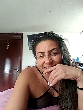 Chat +18 de maynor_1998 ao vivo