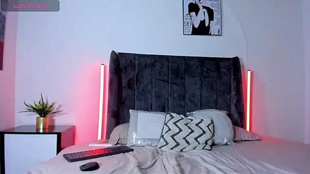 Živý XXX chat Cloy_Areo