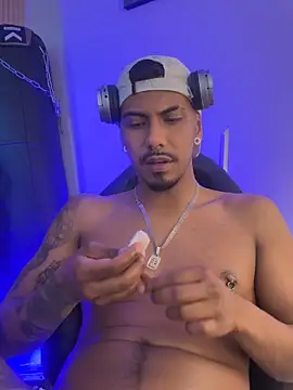 Latinmoster_boss: διαδικτυακό σόου στην κάμερ α