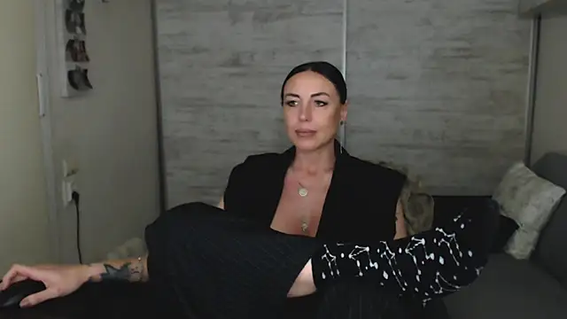 CloveLove: απευθείας συνομιλία ΧΧΧ