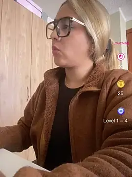 Miabonnett_ 라이브 XXX 채팅