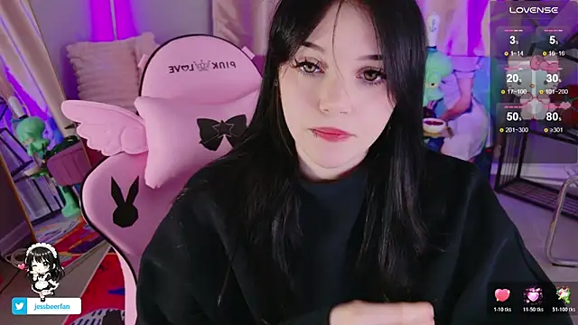 JessicaAddams 即時 XXX 聊天