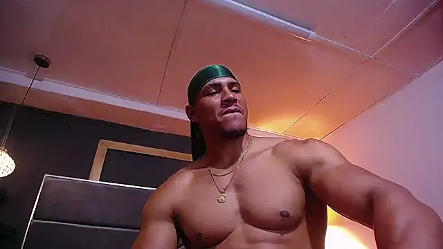 แชท XXX สดของ teddyfit19cm