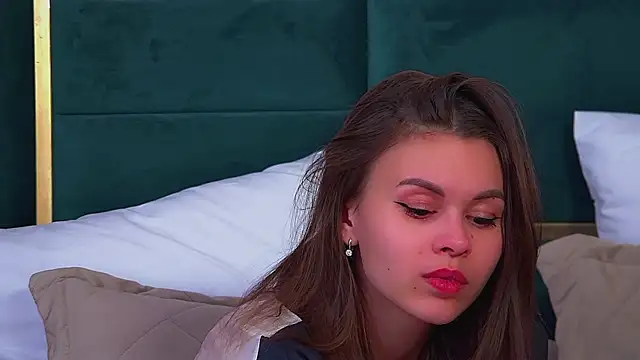 PollyLanders Live XXX Chat