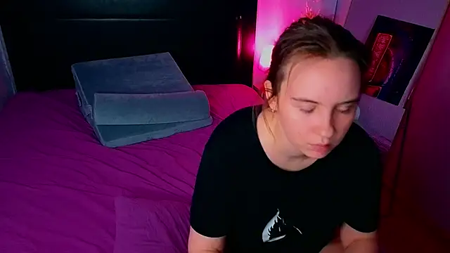 Lika_0neのライブXXXチャット