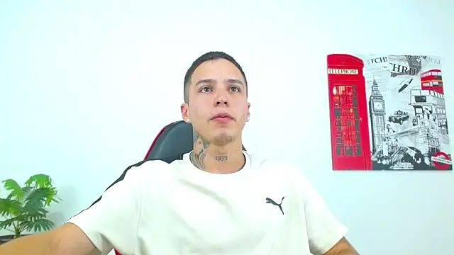 Cumandres18 라이브 XXX 채팅