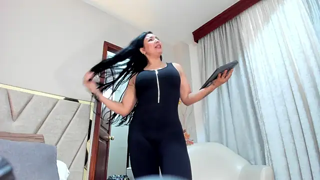 แชท XXX สดของ SeleneLujan