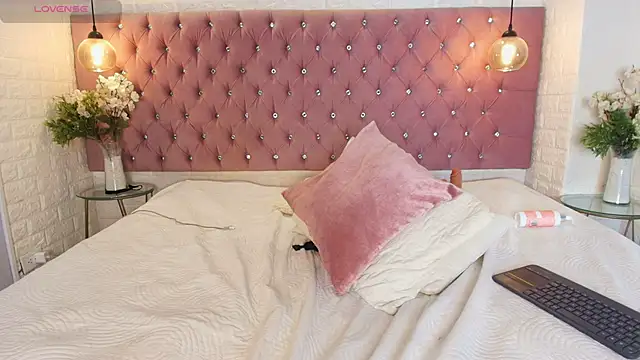 lilyth_bloom live XXX chat