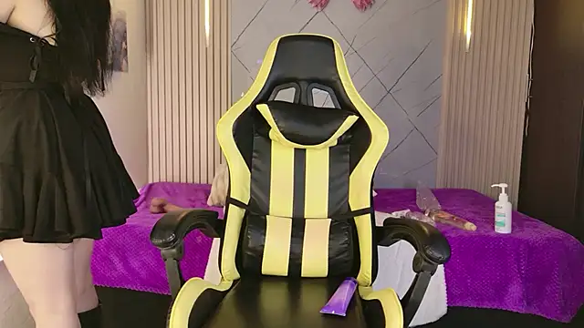 Živý XXX chat Lilith_Ink99