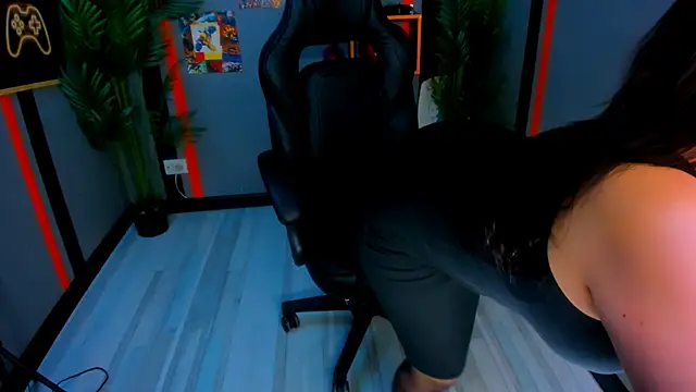 AnaMillsのライブXXXチャット