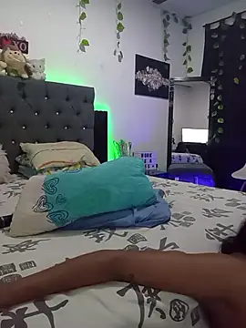 แชท XXX สดของ Pocahontaslovex