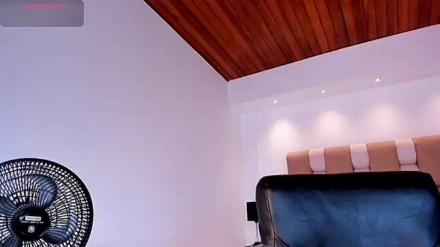 แชท XXX สดของ martina_mancini