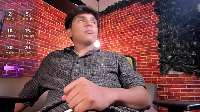 Thiago_Kozak live XXX chat