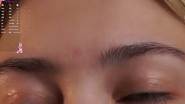 AngelicRice: онлайн-секс-чат