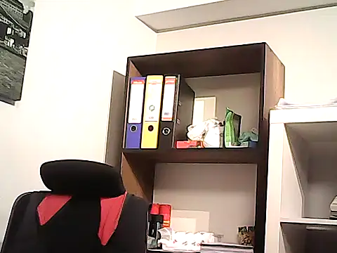 mastercharisma35 Adlı Modelin Canlı XXX Sohbeti