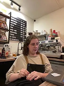 cinnabon_: онлайн-секс-чат