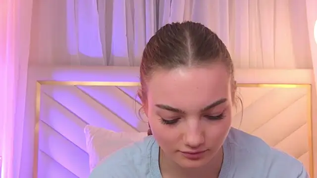 Sona_Lavberi লাইভ XXX চ্যাট