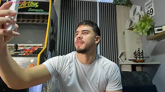 chris_gold_'s Webcam Show