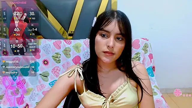 Chat +18 de Nathalycute18_ ao vivo