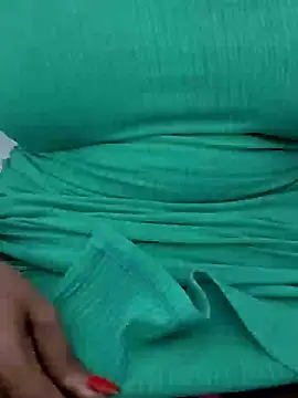 Chat XXX ao vivo de NeydeHotWife