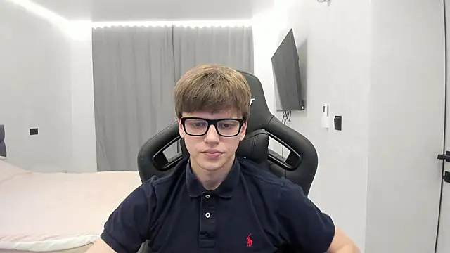 Webkamerová show bonekoambalabu