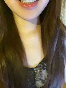 Chat +18 de Uyennii02 ao vivo