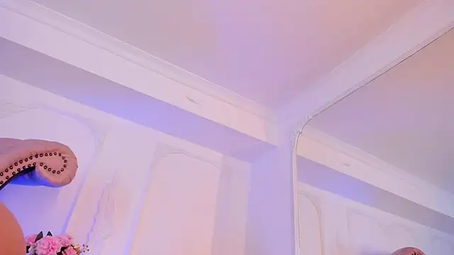 LucianaBlanco_ Chat XXX in diretta