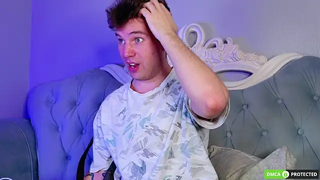 ArthurWhitee 在線直播表演