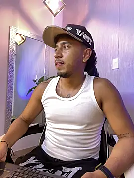 عرض كام Brand_Collins