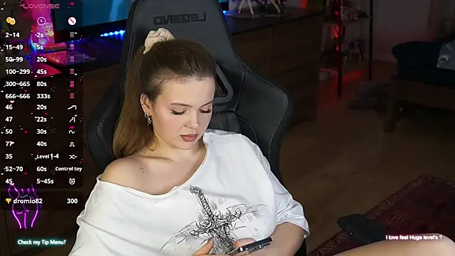 AfinaNights Live XXX Chat