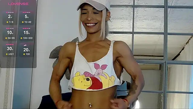 SarahRaynex 即時 XXX 聊天