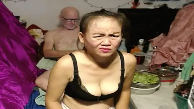 Онлайн чат XXX 1CuteAndSexy69