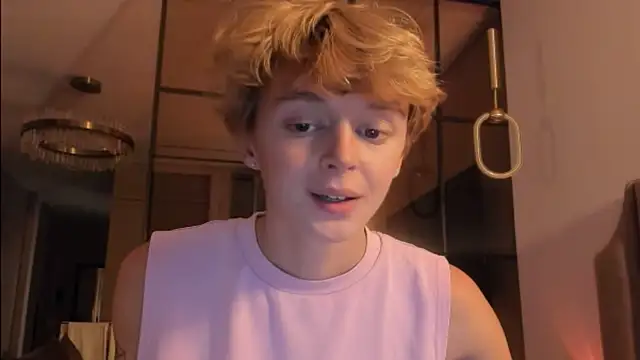 angelAndyy Chat XXX live