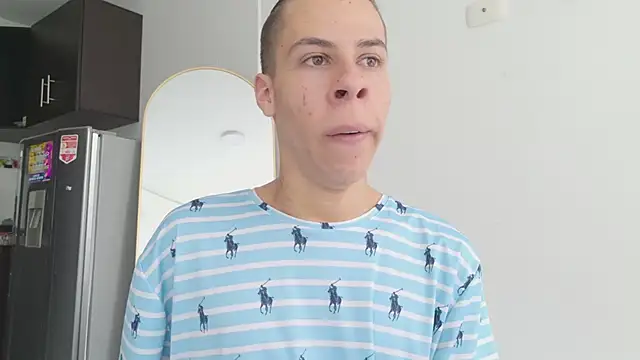 grey___27: онлайн-секс-чат