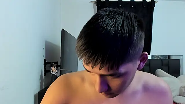 Webkamerová show mateo-Esposito