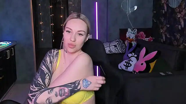 Chatroom XXX en direct de Blckmirrorr