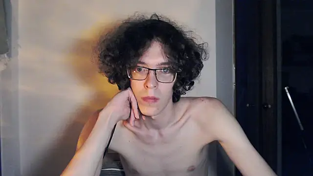 LovesomeCookie webkamerás műsora