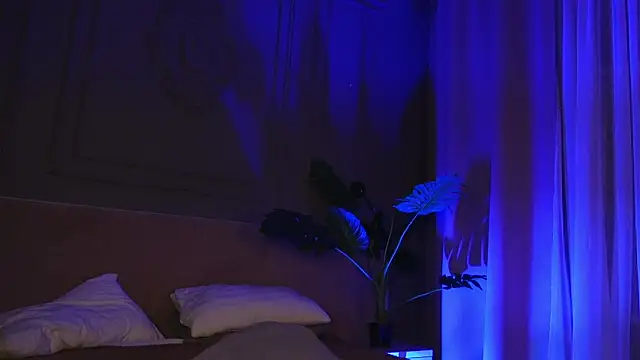 Liv_Fay: онлайн-секс-чат