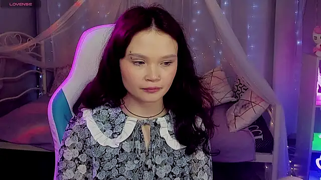 EmilyChaves: онлайн-секс-чат