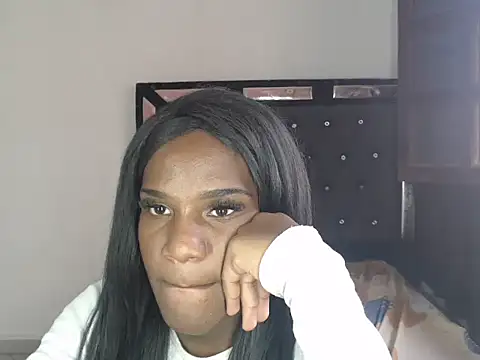 Dayanisxxx 라이브 XXX 채팅